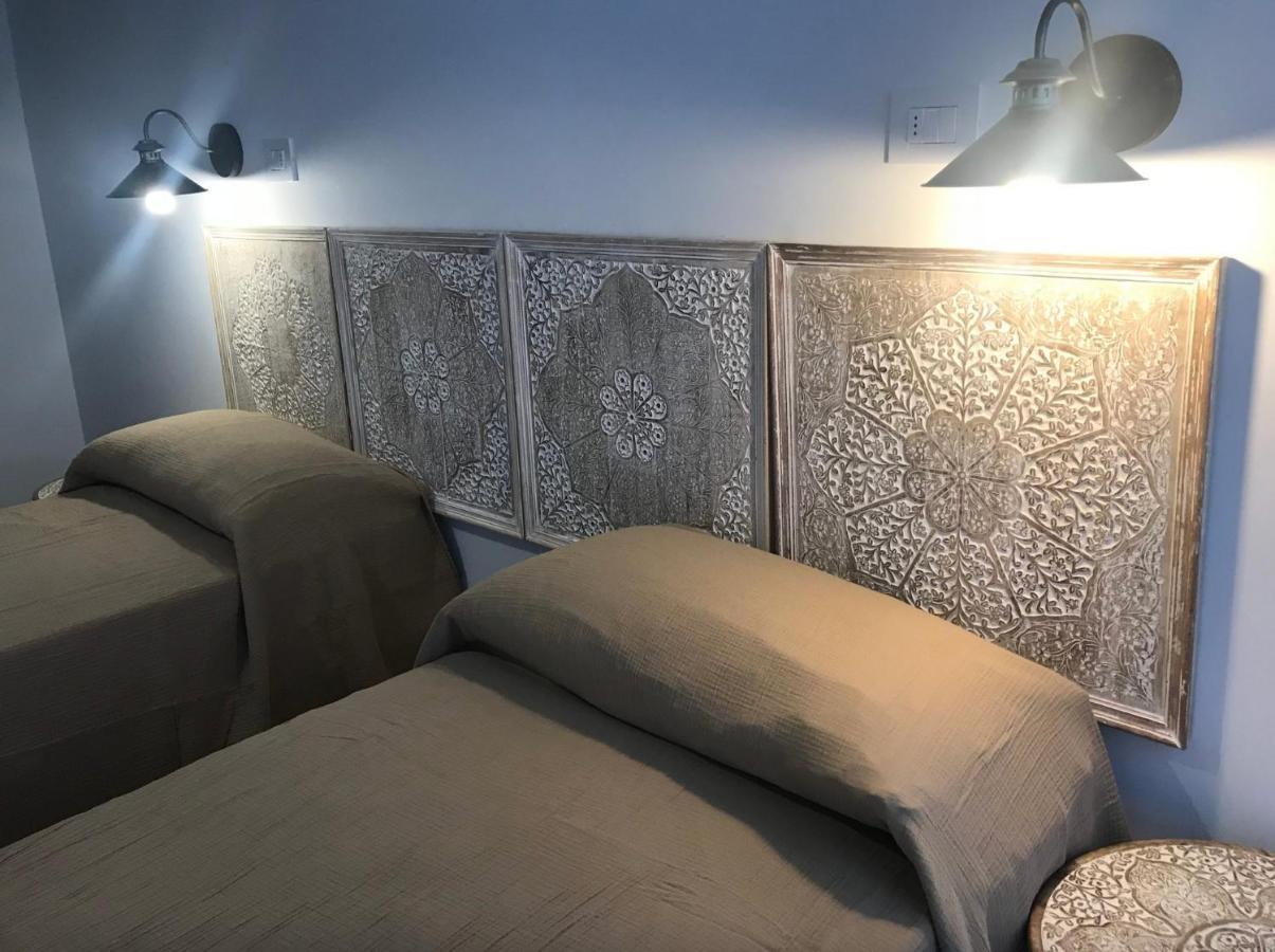 Bellhome 1 - Elegante Appartamento Nel Centro Di Bari Exterior photo